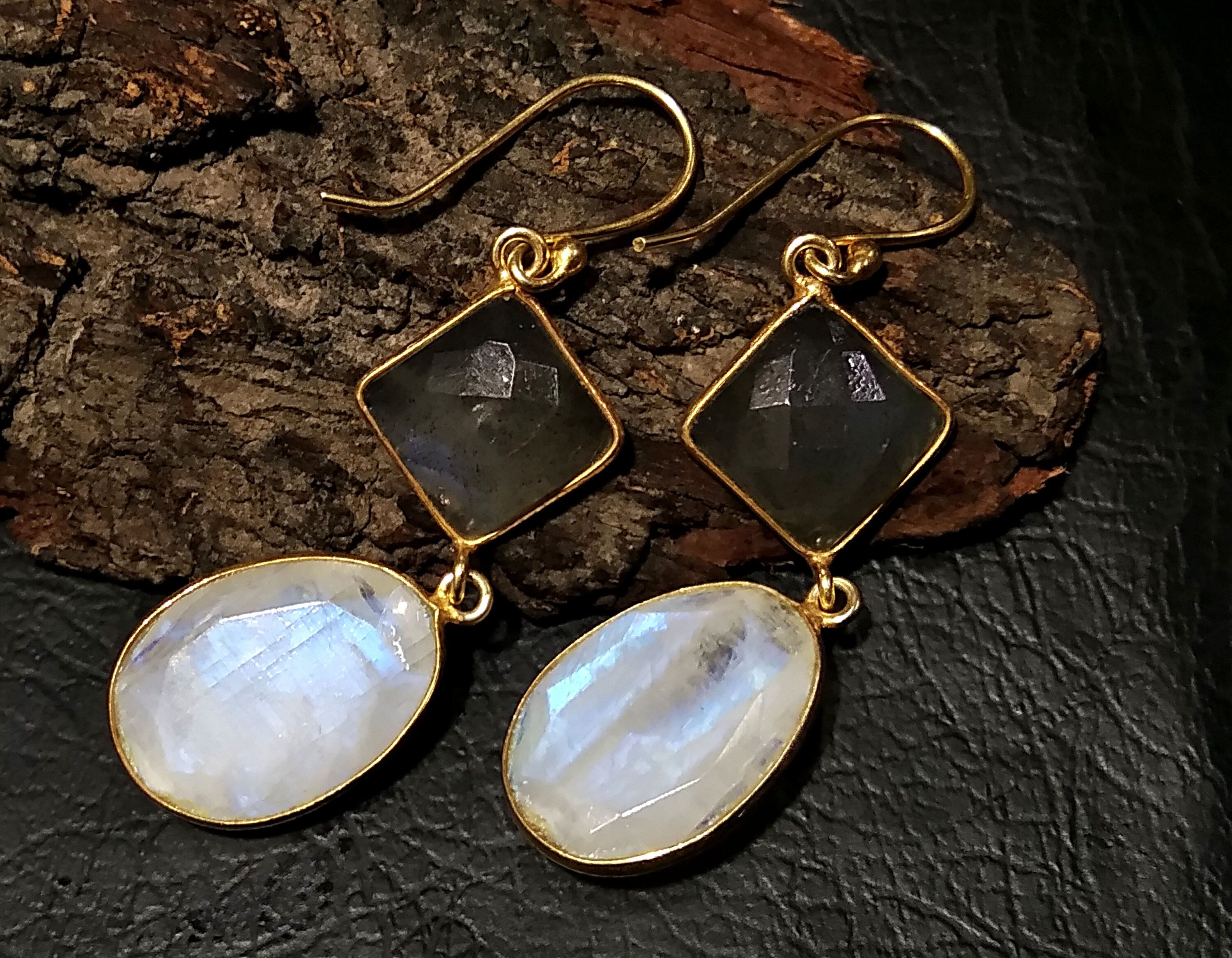 Beautiful Nice Earring ! Natural Gemstone Labradorite & Rainbow Moonstone Earring, 925 Starling Silver With Gold Plated Earring For Women.